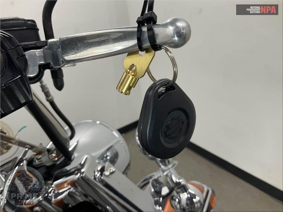 2008 Harley-Davidson FLHRC ROAD KING CLASSIC (Anniv) — фото 13