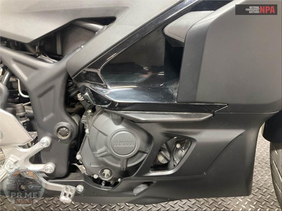 2025 Yamaha YZF-R3 — фото 6