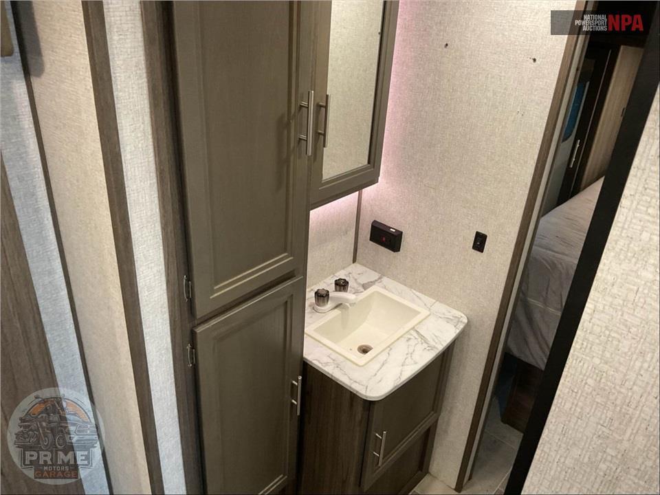 2021 Kodiak By Dutchmen M-296BHSL - ULTRA LITE SERIES — фото 16