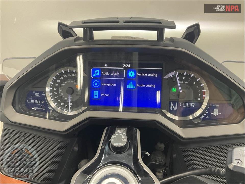 2018 Honda GL1800B GOLDWING — фото 5