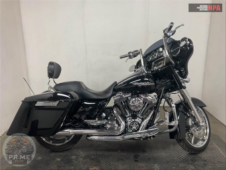 2015 Harley-Davidson FLHXS STREET GLIDE SPECIAL — фото 1