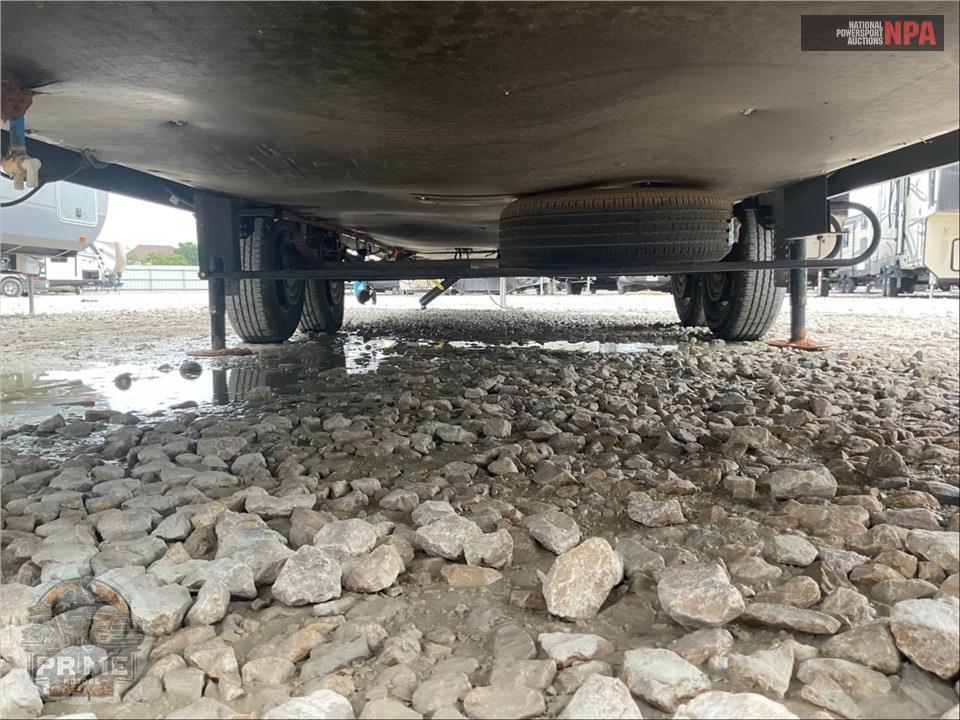 2019 Keystone Rv M-32 RLI COUGAR SERIES — фото 25