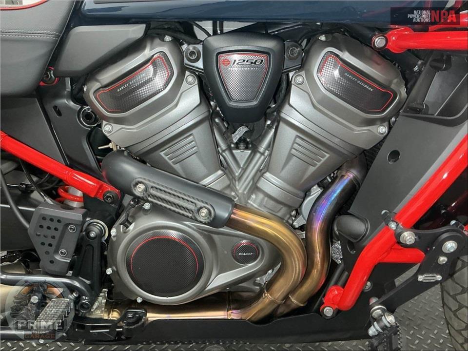 2025 Harley-Davidson RA1250SE CVO PAN AMERICA — фото 6