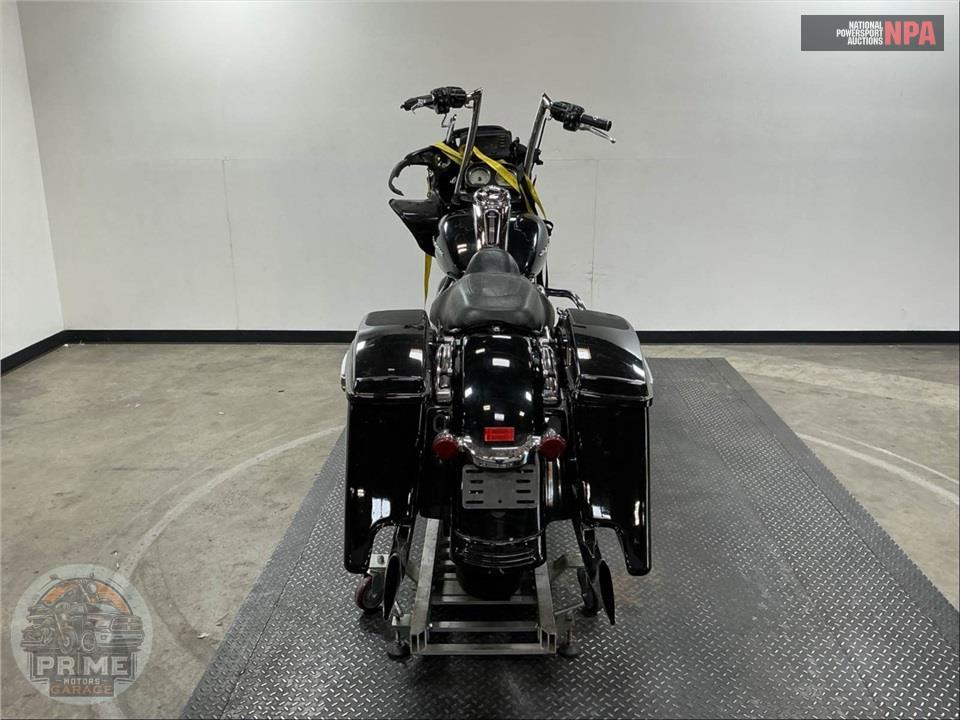 2015 Harley-Davidson FLTRX ROAD GLIDE — фото 4