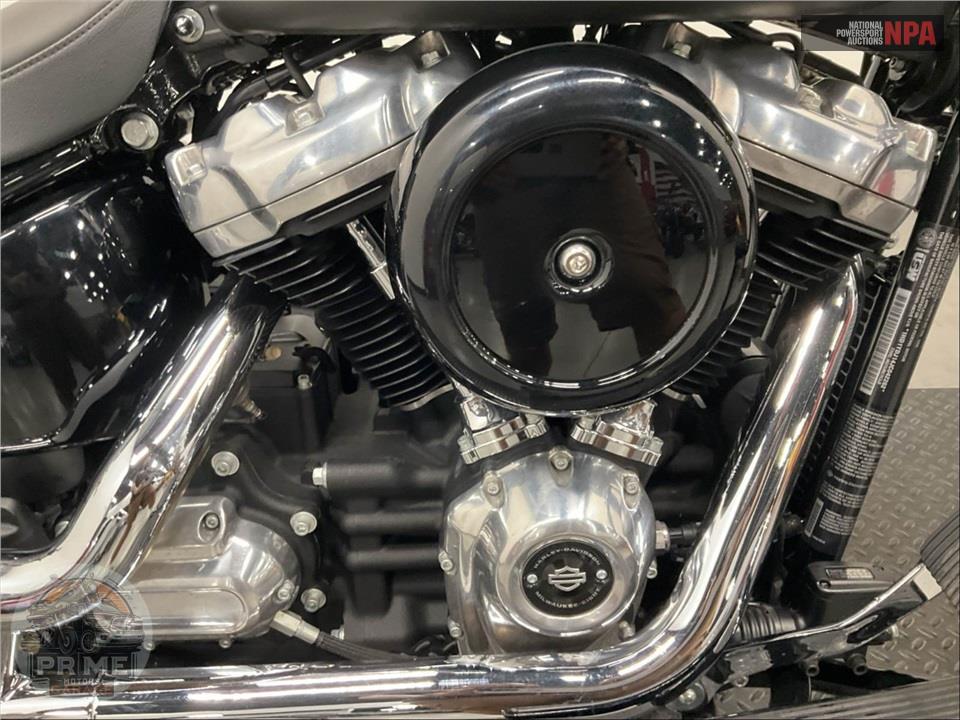 2018 Harley-Davidson FLSL SOFTTAIL SLIM — фото 11