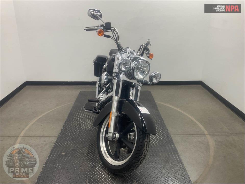 2015 Harley-Davidson FLD-103 DYNA SWITCHBACK — фото 2