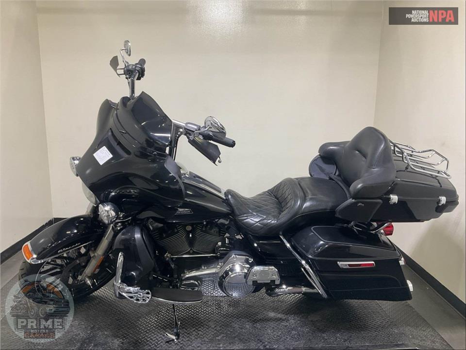 2014 Harley-Davidson FLHTCU ULTRA CLASSIC ELECTRA GLIDE — фото 3