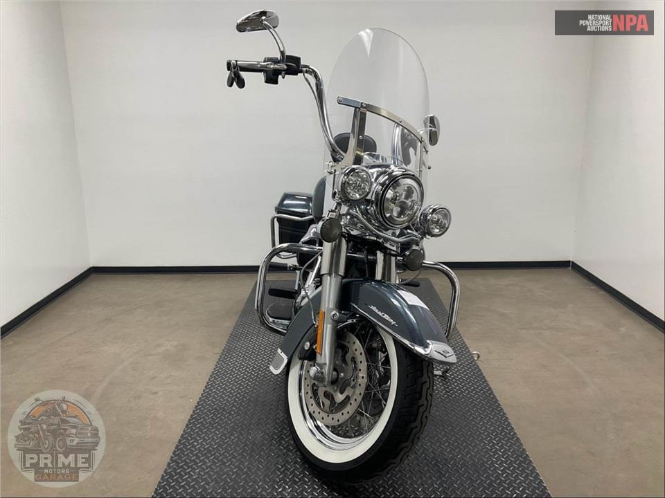 2015 Harley-Davidson FLHR ROAD KING — фото 2