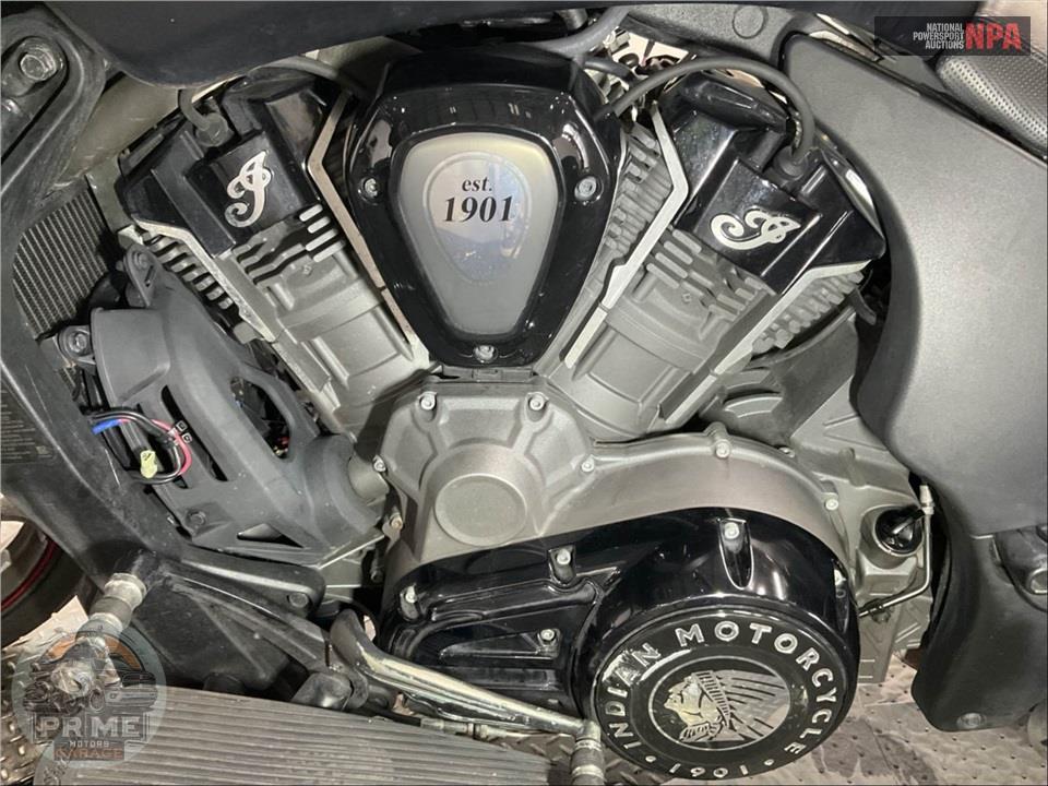 2020 Indian Motorcycle CHALLENGER DARK HORSE SMOKE (BLACK) — фото 7