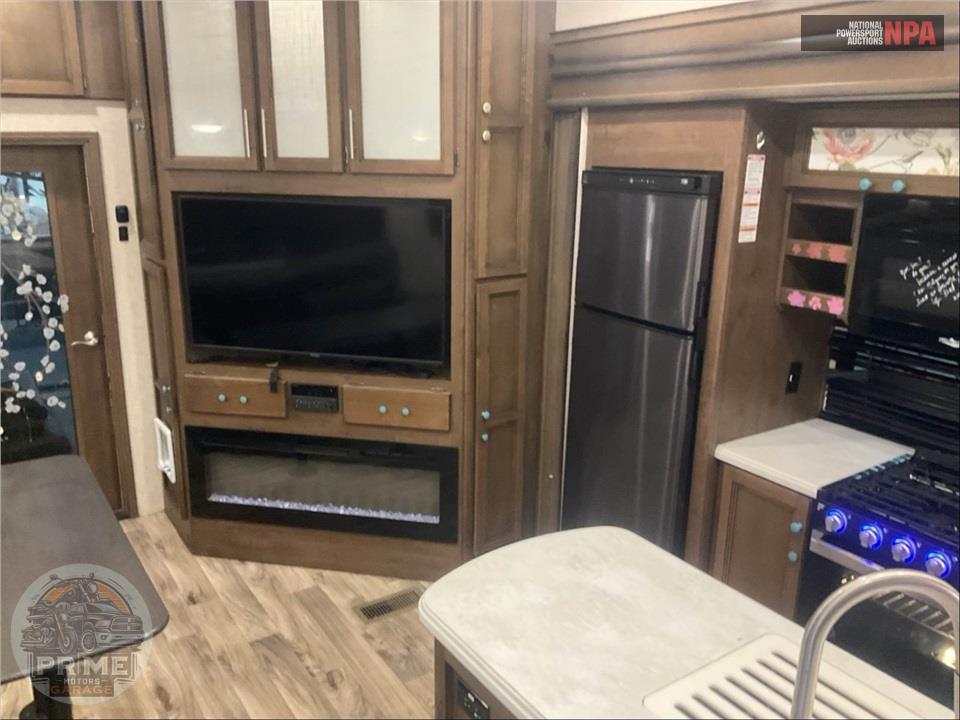 2021 Keystone Rv M-353 SRX - COUGAR TOY HAULER TOY HAULER SERIES — фото 9