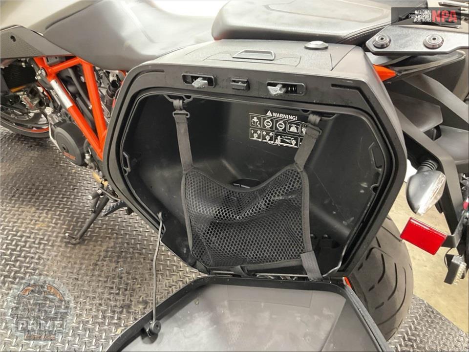 2017 Ktm 1290 SUPER DUKE GT — фото 19