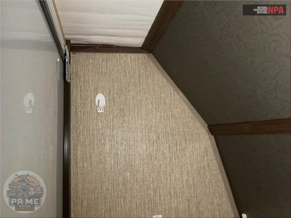 2017 Keystone Rv M-29 BH - SPRINTER CAMPFIRE EDITION SERIES — фото 25
