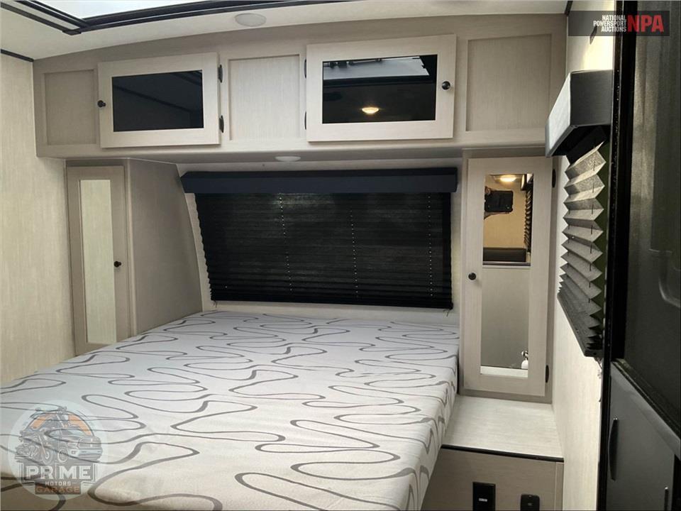 2025 Apex By Coachmen M-187 RB - NANO SERIES — фото 11
