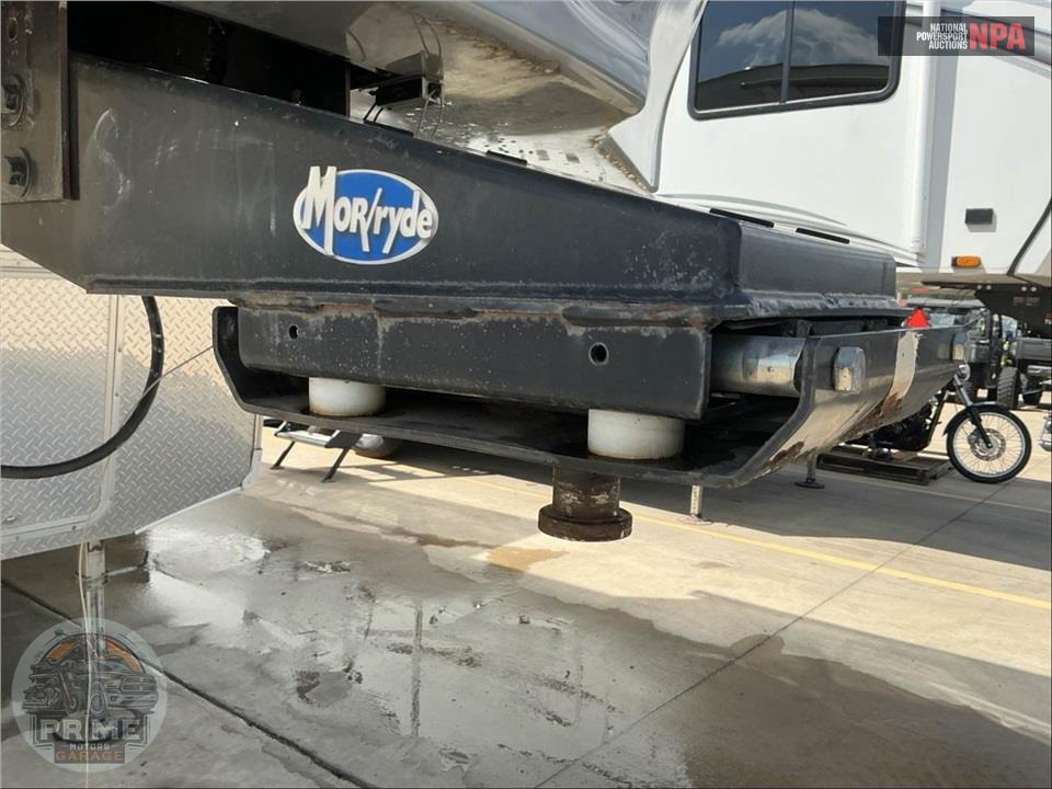 2015 Arctic Fox M-27-5L - SILVER FOX EDITION FIFTH WHEEL SERIES — фото 41