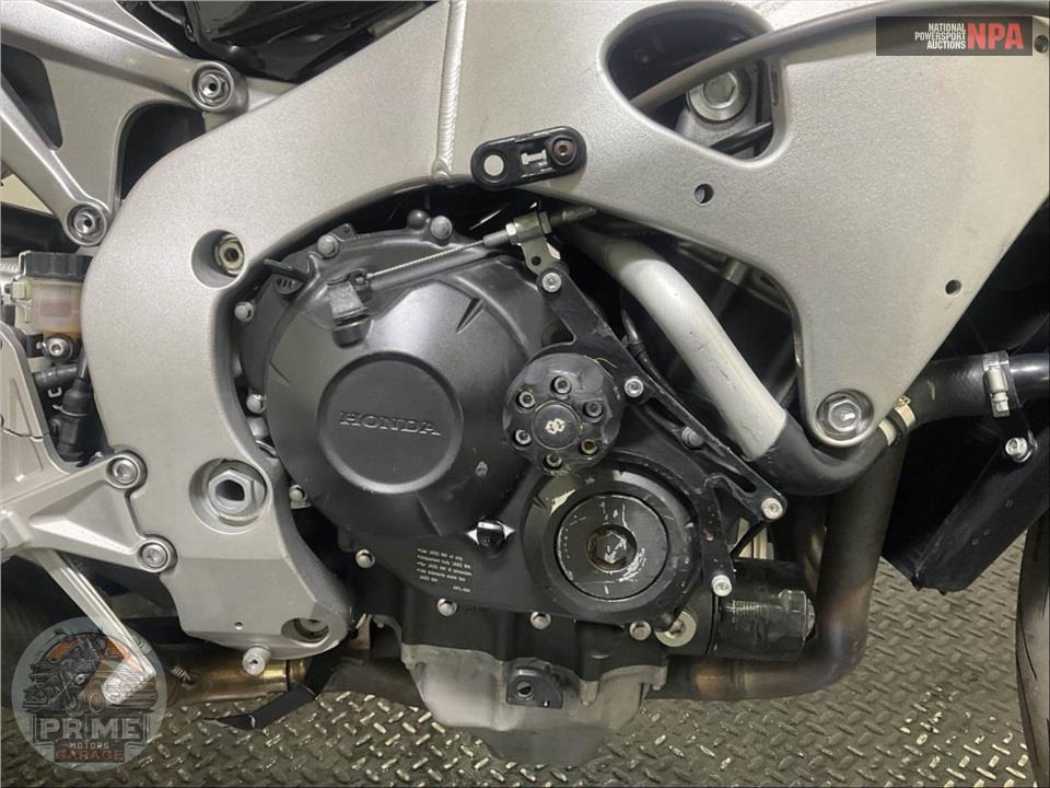 2011 Honda CBR1000RRB — фото 7