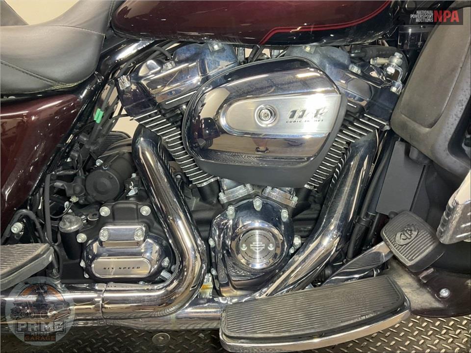 2022 Harley-Davidson FLHTCUTG TRI GLIDE ULTRA CLASSIC — фото 6