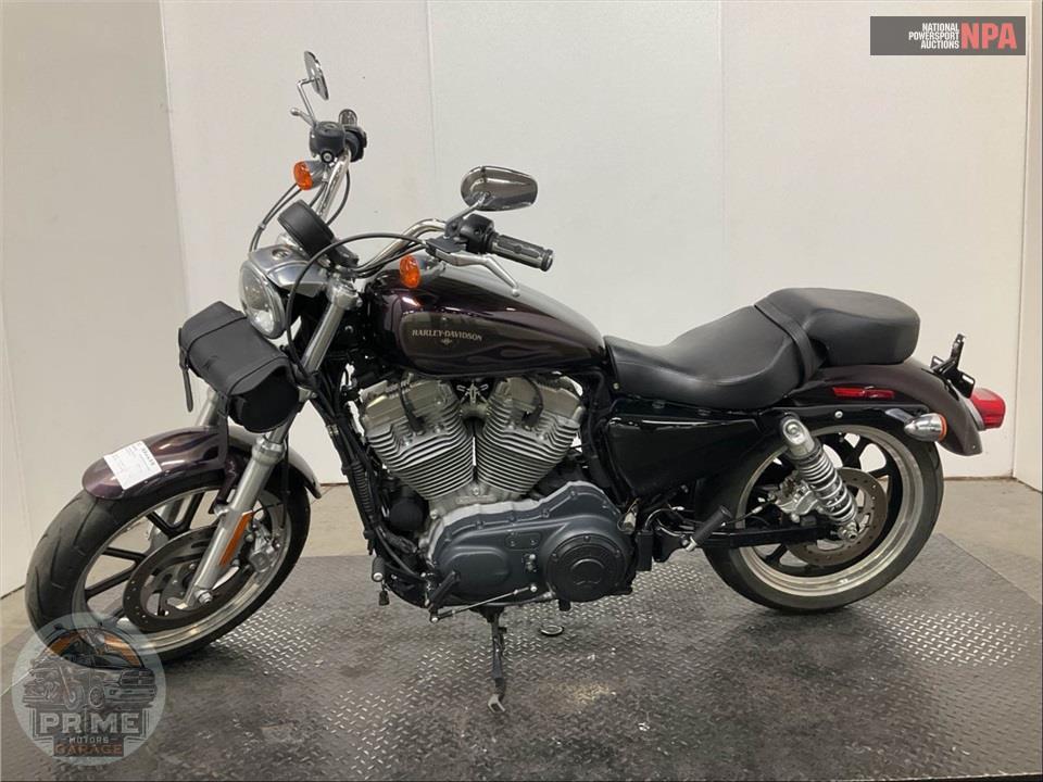 2017 Harley-Davidson XL883L SUPERLOW — фото 3