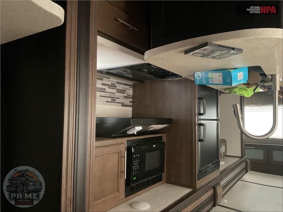2019 Keystone Rv M-32 RLI COUGAR SERIES — фото 14