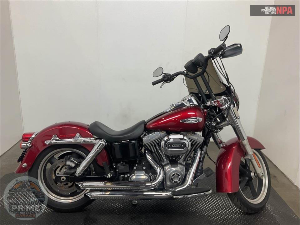 2016 Harley-Davidson FLD-103 DYNA SWITCHBACK — фото 1