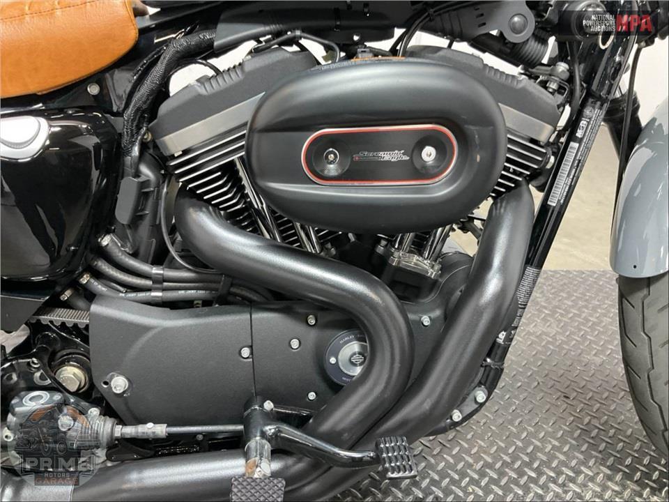 2022 Harley-Davidson XL883N IRON — фото 6
