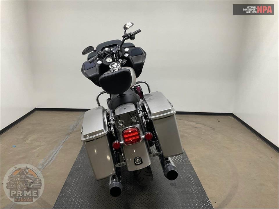 2008 Harley-Davidson FLTR ROAD GLIDE — фото 4