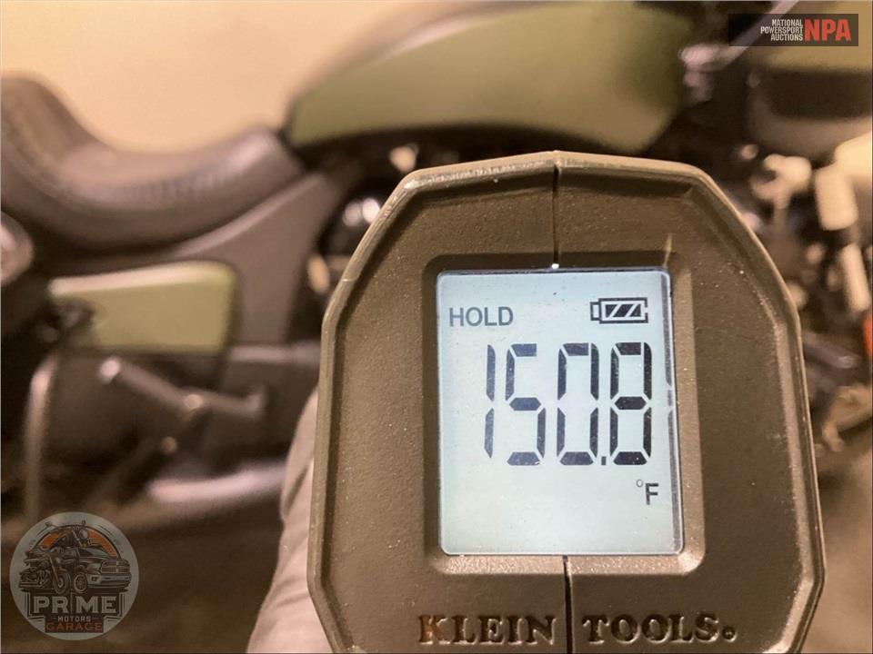 2021 Indian Motorcycle CHALLENGER DARK HORSE (BLACK/BRONZE SMOKE) — фото 8