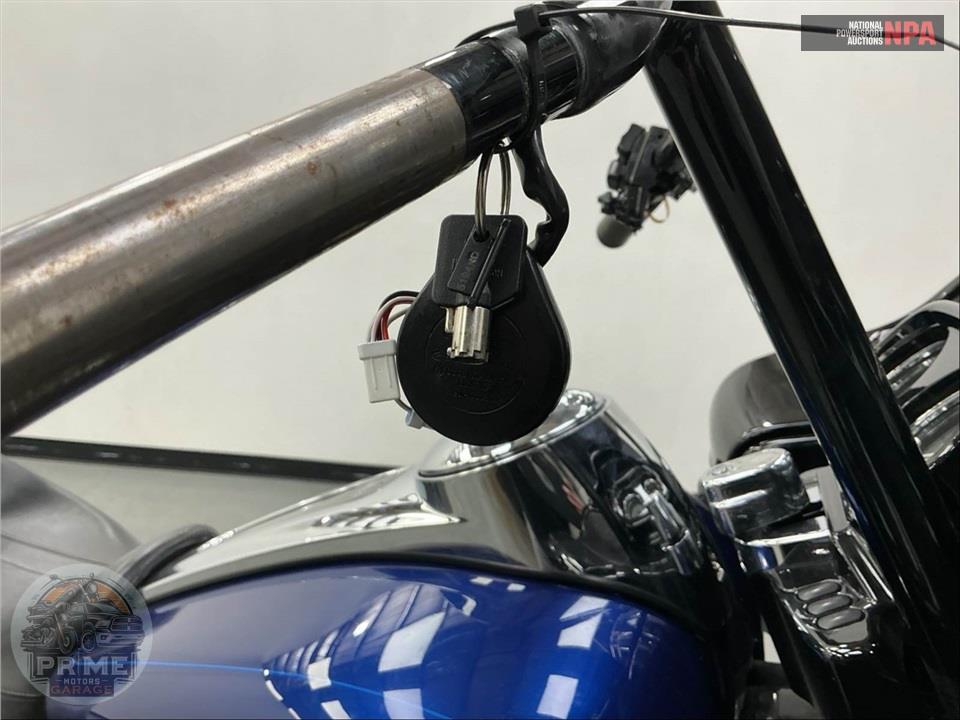 2015 Harley-Davidson FLTRXS ROAD GLIDE SPECIAL — фото 10