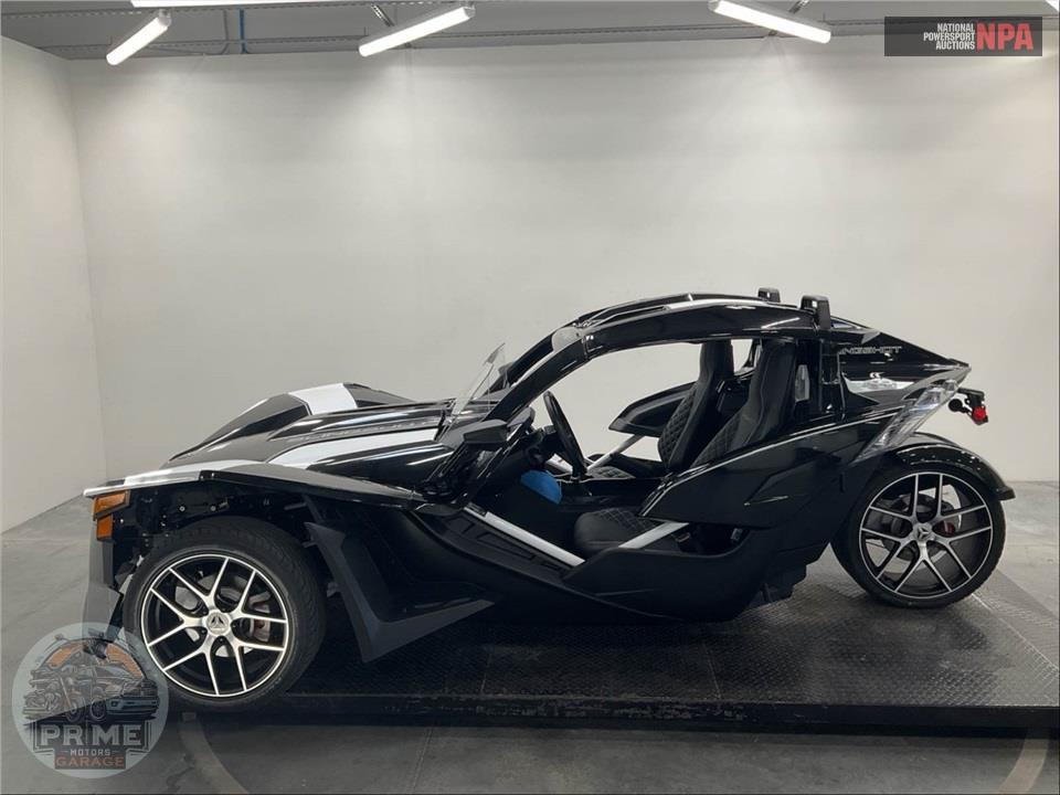 2019 Polaris SLINGSHOT GRAND TOURING — фото 3