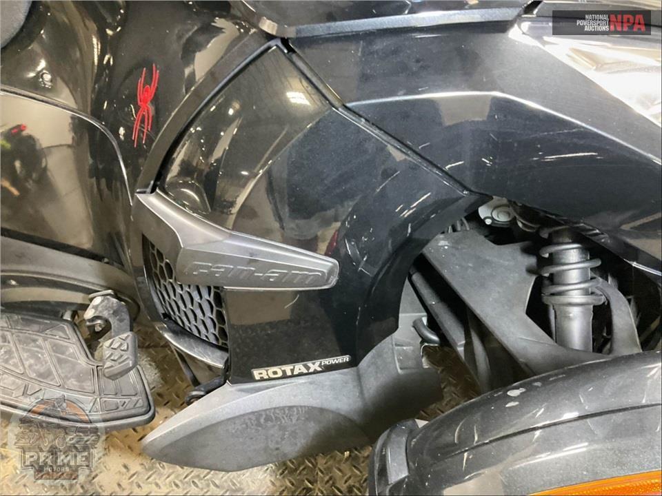 2014 Can-Am SPYDER RT-S SE6 — фото 19