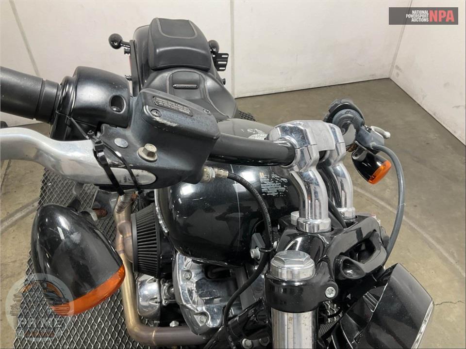 2019 Harley-Davidson FXBR BREAKOUT — фото 29
