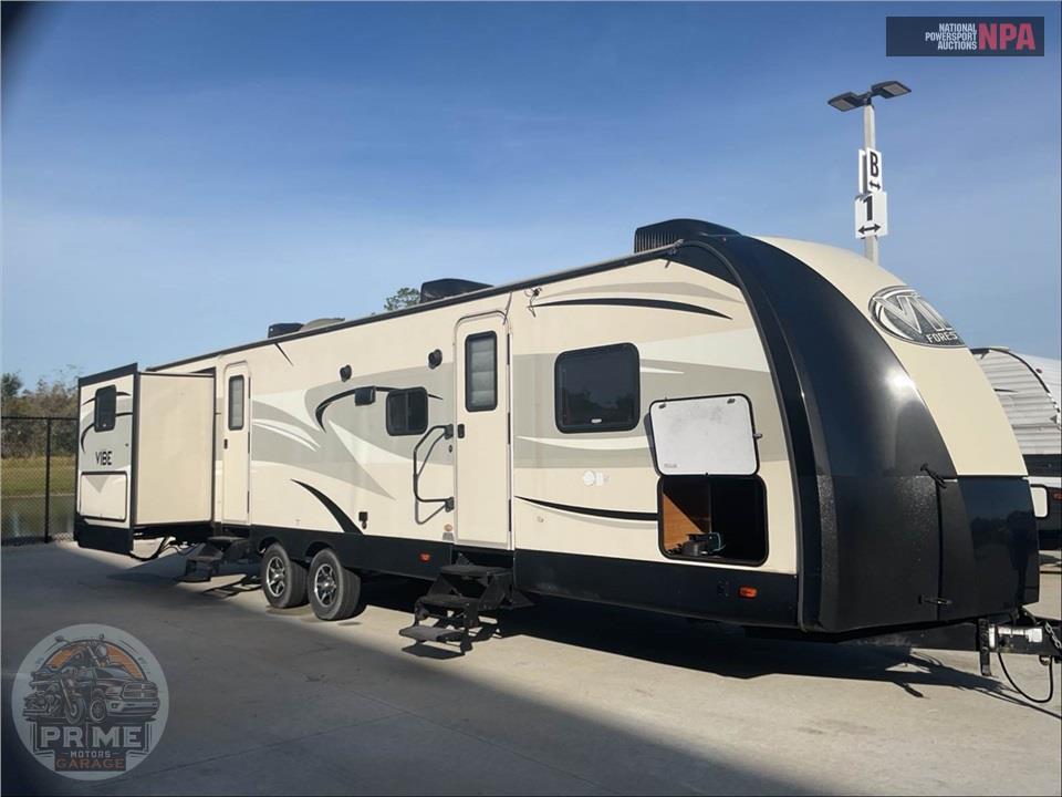 2017 Vibe By Forest River M-322QBS Extreme Lite Series — фото 1