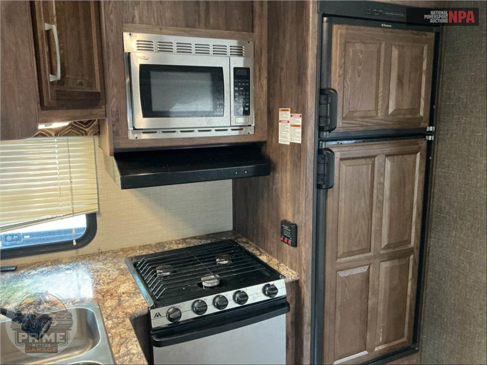 2015 Keystone Rv M-32 ROB - COUGAR X-LITE SERIES — фото 20