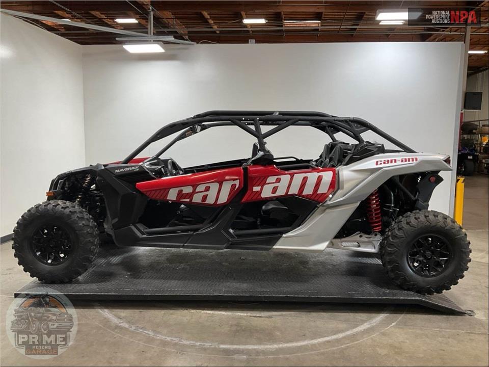 2025 Can-Am MAVERICK X3 MAX DS TURBO (RED & SILVER) — фото 3