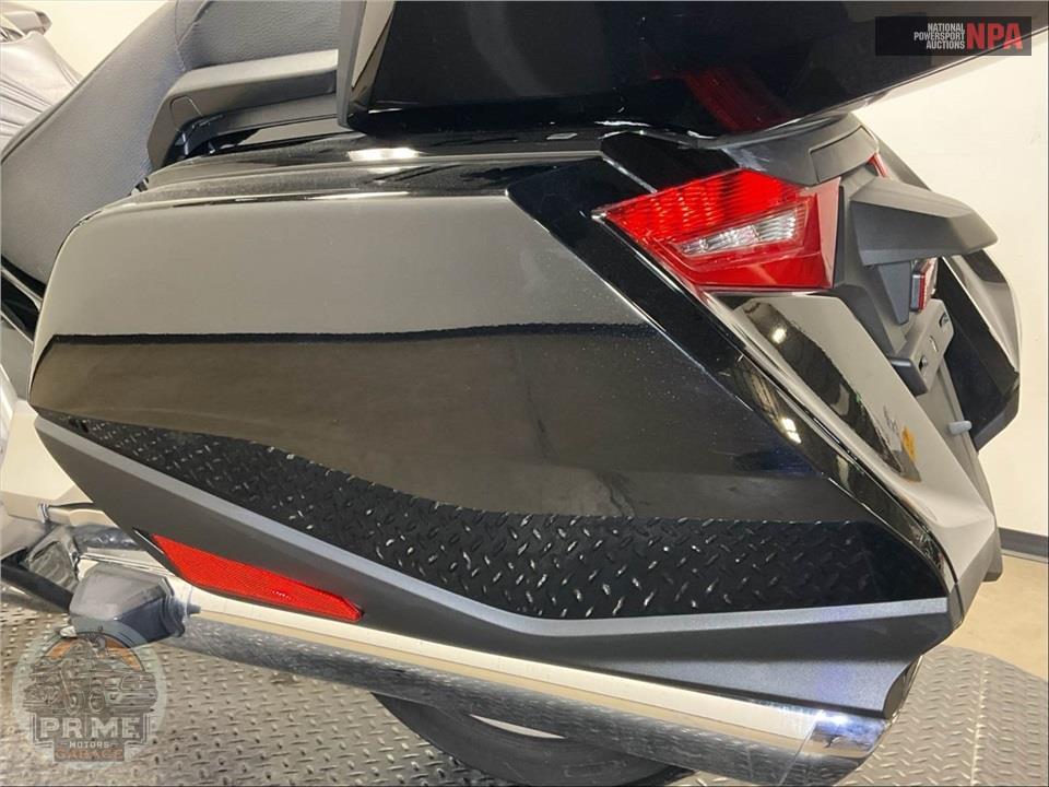 2019 Honda GL1800D GOLDWING TOUR DCT (BLACK) — фото 20
