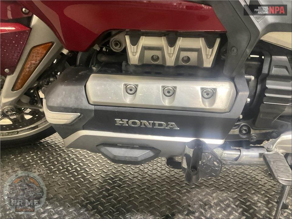 2018 Honda GL1800D GOLDWING TOUR DCT (BLUE) — фото 8