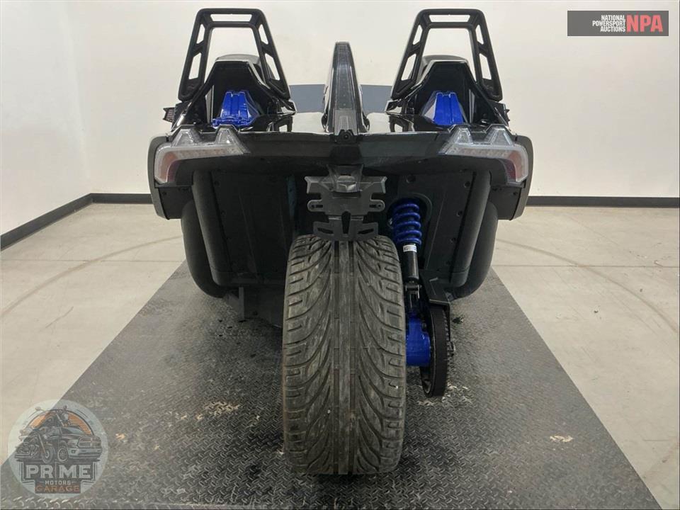 2023 Polaris SLINGSHOT R WITH AUTODRIVE — фото 4