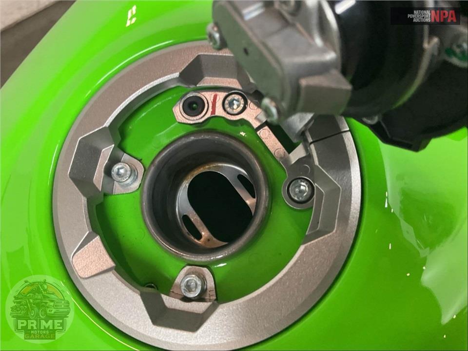 2023 Kawasaki EX400GPFAN NINJA 400 KRT (ABS) — фото 12
