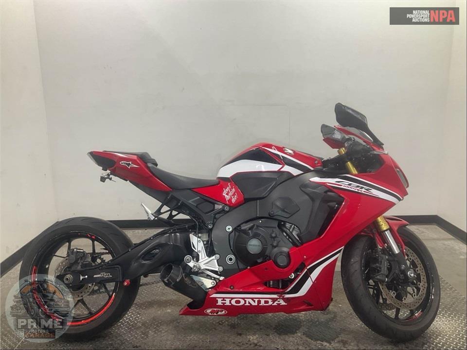 2021 Honda CBR1000RA (ABS) — фото 1