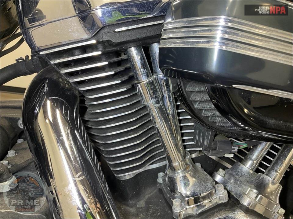 2019 Harley-Davidson FLHX STREET GLIDE — фото 12