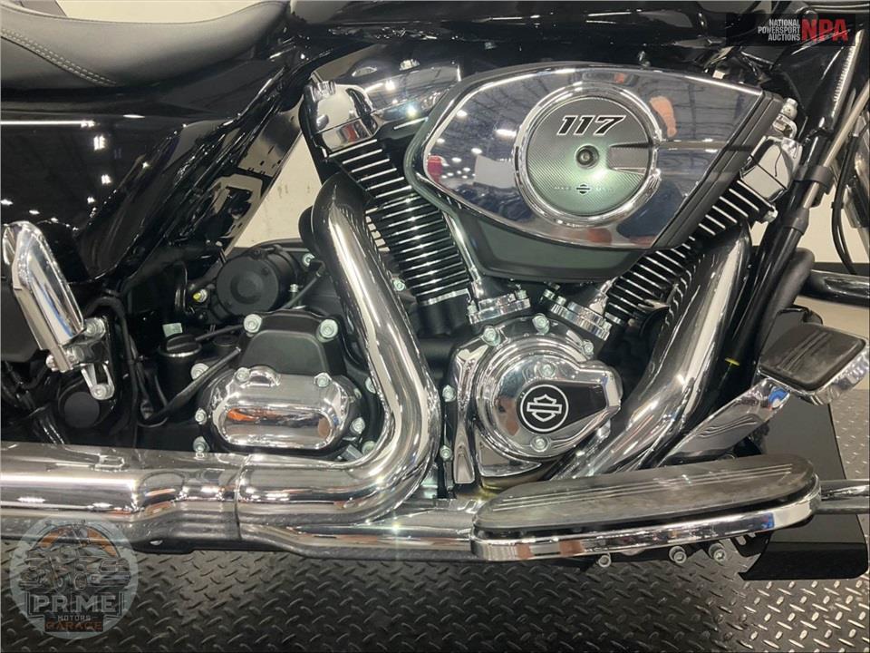 2025 Harley-Davidson FLHX STREET GLIDE — фото 6