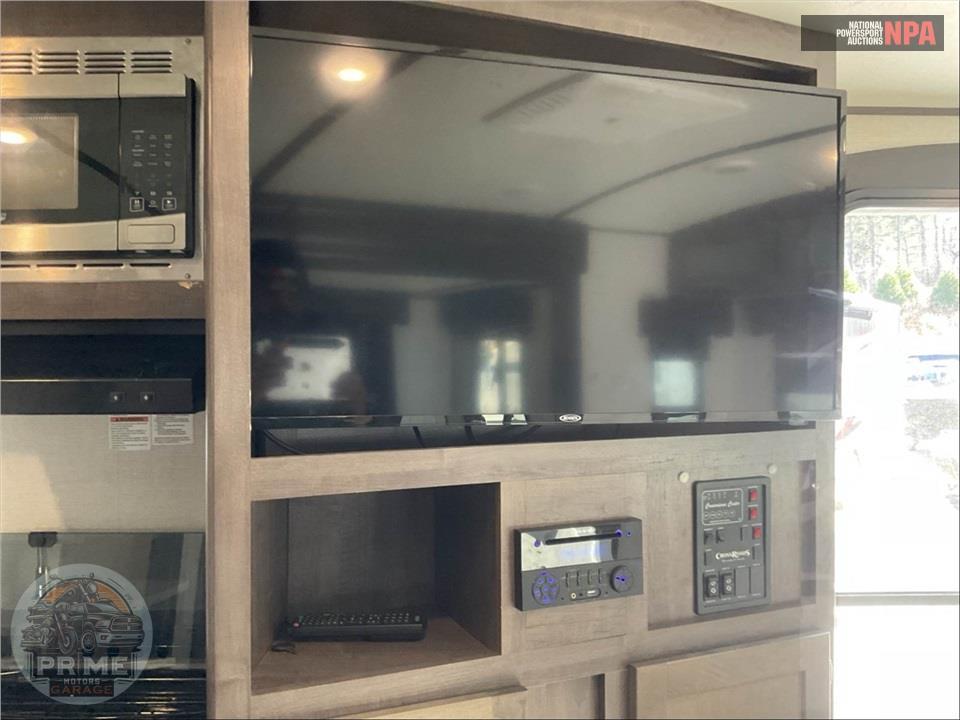 2019 Crossroads Rv M-259 RL - SUNSET TRAIL SUPER LITE SERIES — фото 22