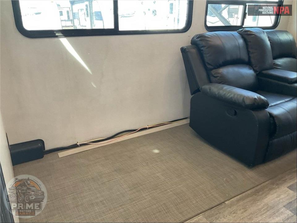 2021 Keystone Rv M-334 BH - MONTANA HIGH COUNTRY FIFTH WHEEL SERIES — фото 10