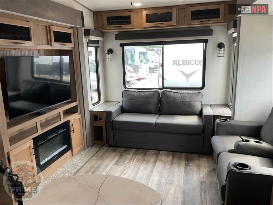2024 Cherokee By Forest River M-3660SUITE - ARCTIC WOLF FIFTH WHEEL SERIES — фото 7