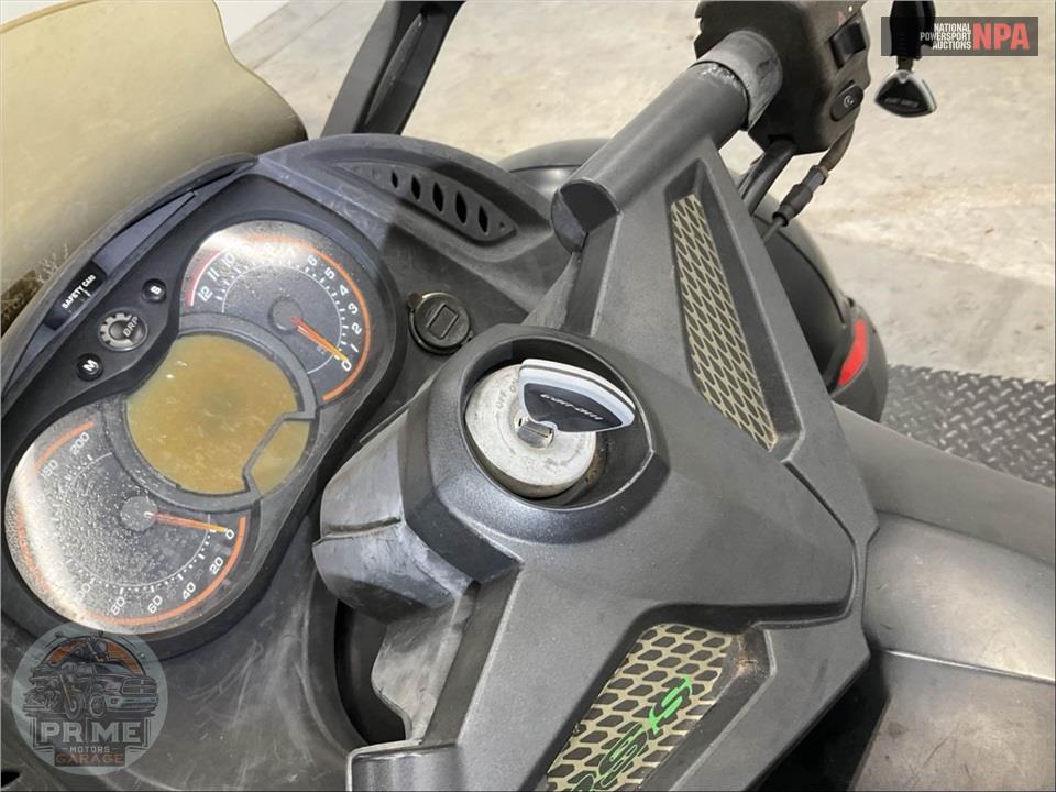 2012 Can-Am SPYDER RS-S SE5 — фото 14
