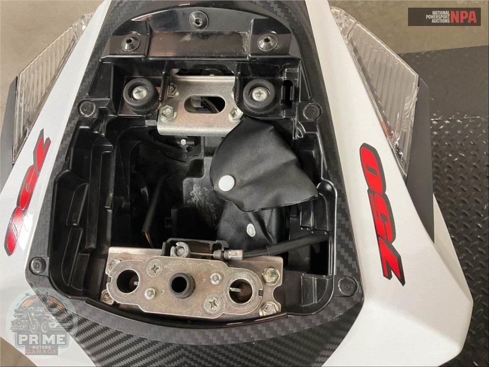 2024 Suzuki GSX-R750M4 — фото 14
