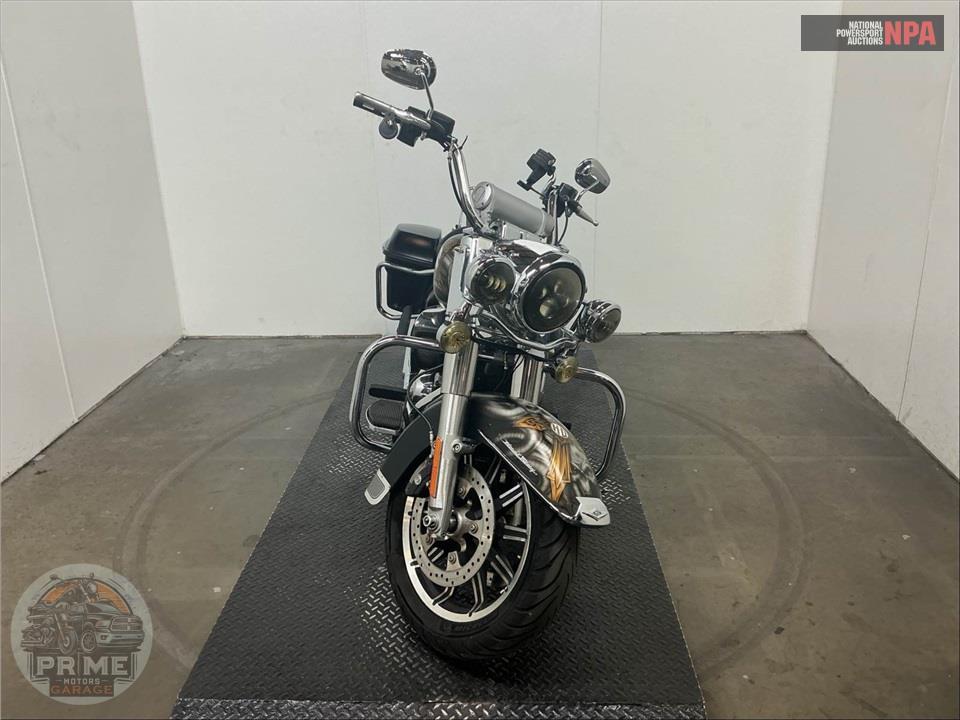 2019 Harley-Davidson FLHR ROAD KING — фото 2