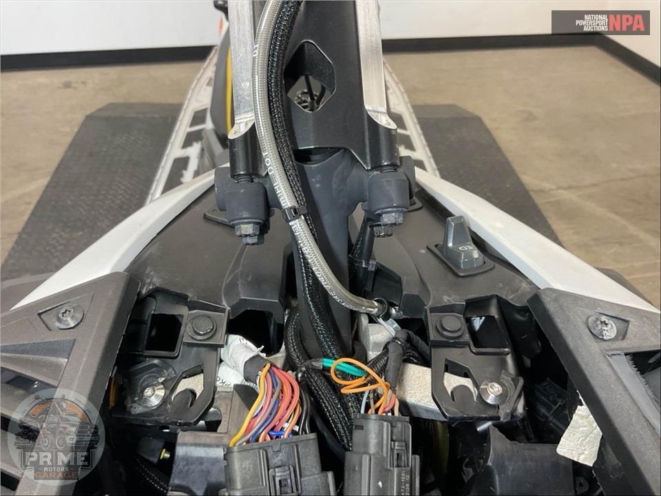 2023 Ski-Doo Summit Edge 154 850 E-TEC PowderMax Light FlexEdge 2.5" SHOT — фото 17