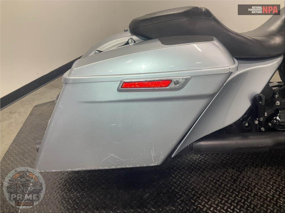2019 Harley-Davidson FLHXS STREET GLIDE SPECIAL — фото 28