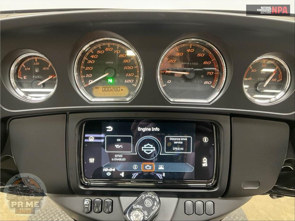 2025 Harley-Davidson FLHTCUTG TRI GLIDE ULTRA CLASSIC — фото 5