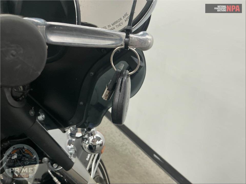 2012 Harley-Davidson FLHTCU UL CLSC EL GLIDE — фото 13